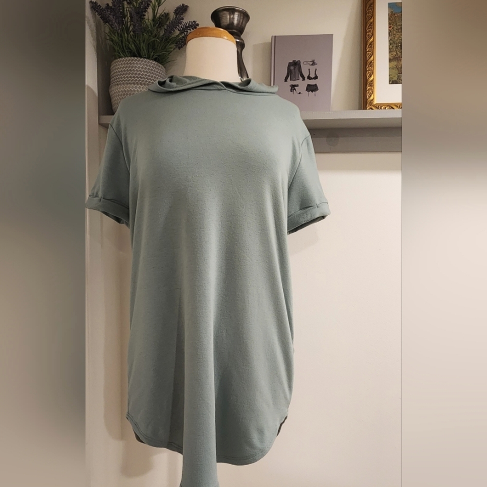 Beautiful Short Sleeve Hoodie- Sage Green, Forever 21, Size Large